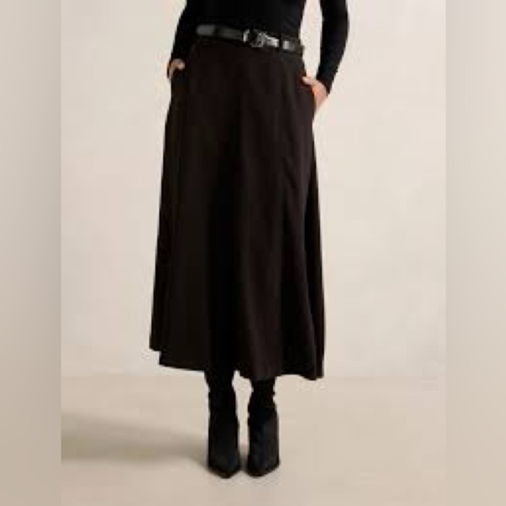 Vintage small Chic Black Maxi Skirt
